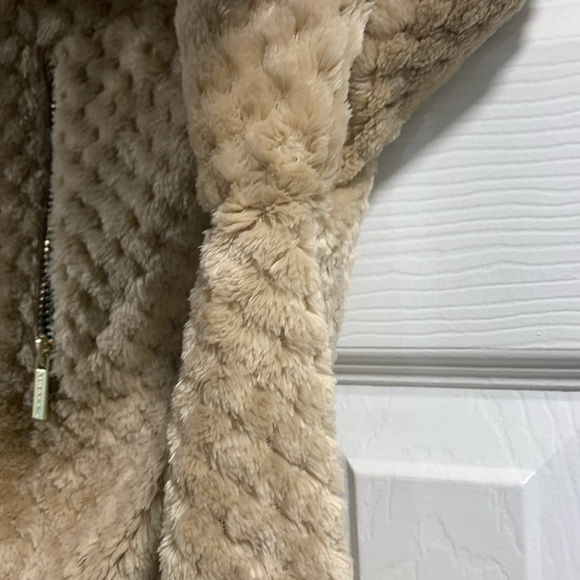 Soft Calvin Klein Full Zip Sweater - Picture 8 of 11